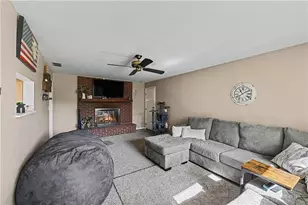 4351 Sillman Pl, Dayton, OH 45440 - Photo 7