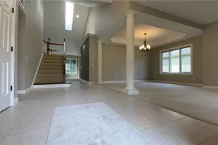 5665 Stone Lake Dr, Dayton, OH 45429 - Photo 3