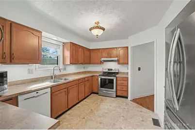 7580 Turtle Creek Drive, Dayton, OH 45414 - Photo 19