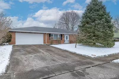 711 Doral Drive, Xenia, OH 45385 - Photo 1