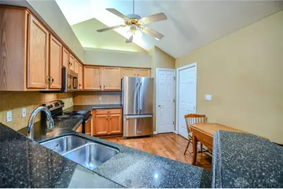 2151 Willow Run Circle, Mad River Twp, OH 45323 - Photo 5