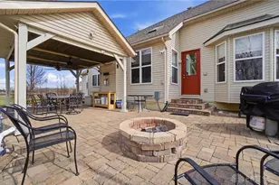 206 Cloverleaf Cir, Englewood, OH 45322 - Photo 83