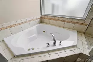 206 Cloverleaf Cir, Englewood, OH 45322 - Photo 37