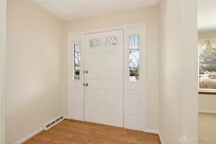 5335 Glendon Ln, Kettering, OH 45440 - Photo 5