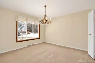 5335 Glendon Lane, Kettering, OH 45440 - Photo 9