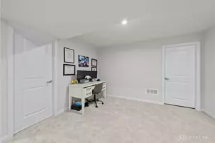 1013 Fairwater Springs Dr, Dayton, OH 45458 - Photo 35