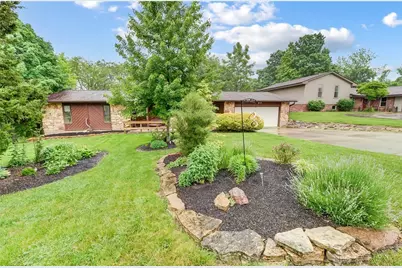 536 Queen Eleanor Court, Miamisburg, OH 45342 - Photo 1