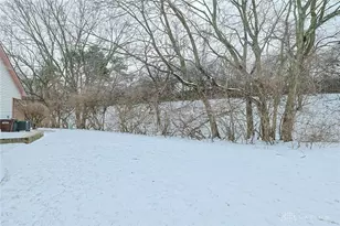 1390 Sanzon Dr, Fairborn, OH 45324 - Photo 5