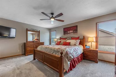 2223 Four Seasons Trail, Miami Township, OH 45342 - Photo 17