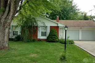 5 Maplewood Dr, Jamestown, OH 45335 - Photo 1