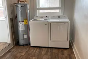 5 N Market St, Troy, OH 45373 - Photo 9