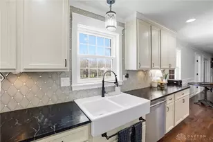 9725 Sheehan Rd, Centerville, OH 45458 - Photo 13