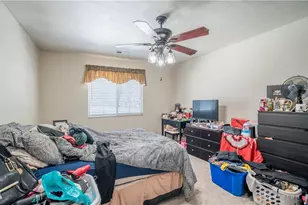 1610 Piper Ln, Dayton, OH 45440 - Photo 13