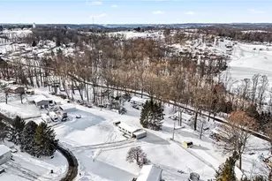 6285 Windsong Way, Zanesville, OH 43830 - Photo 35