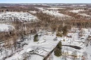 6285 Windsong Way, Zanesville, OH 43830 - Photo 37