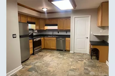 252 Bronston Trail, Beavercreek, OH 45430 - Photo 3