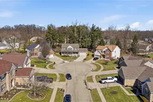 6822 Wintergreen Pl, Huber Heights, OH 45424 - Photo 5