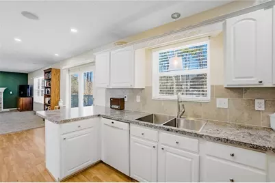 6822 Wintergreen Place, Huber Heights, OH 45424 - Photo 17