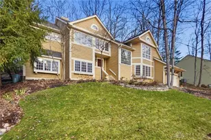 4524 Royal Ridge Way, Dayton, OH 45429 - Photo 3