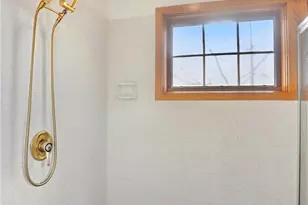 4524 Royal Ridge Way, Dayton, OH 45429 - Photo 33