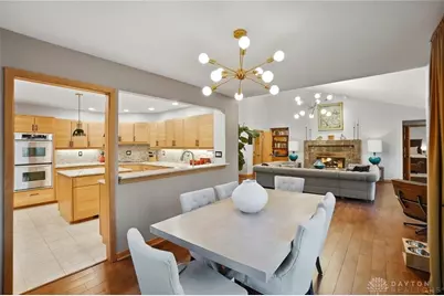 4524 Royal Ridge Way, Dayton, OH 45429 - Photo 15