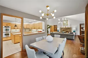 4524 Royal Ridge Way, Dayton, OH 45429 - Photo 15