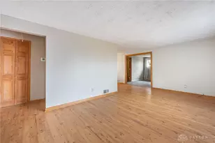 3826 California Ave, Dayton, OH 45429 - Photo 3