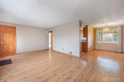 3826 California Avenue, Dayton, OH 45429 - Photo 5