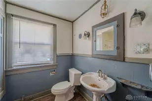 423 Sandalwood Dr, Dayton, OH 45405 - Photo 11