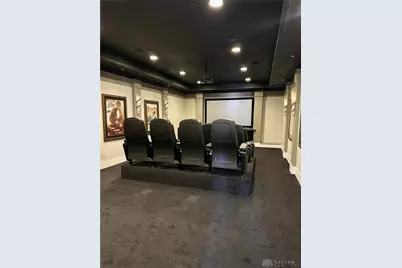 199 E Rochelle Street #I199, Cincinnati, OH 45219 - Photo 27