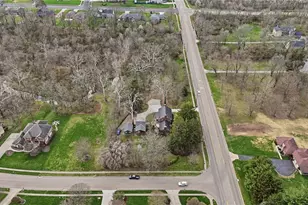 662 Nutt Rd, Washington Twp, OH 45458 - Photo 7