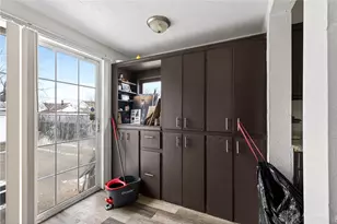 53 E Siebenthaler Ave, Dayton, OH 45405 - Photo 11