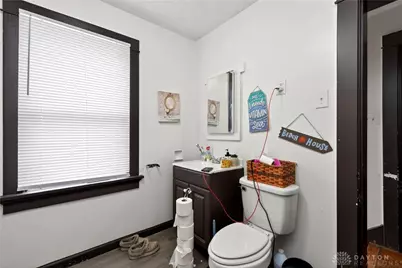 53 E Siebenthaler Avenue, Dayton, OH 45405 - Photo 7