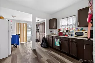 53 E Siebenthaler Ave, Dayton, OH 45405 - Photo 15