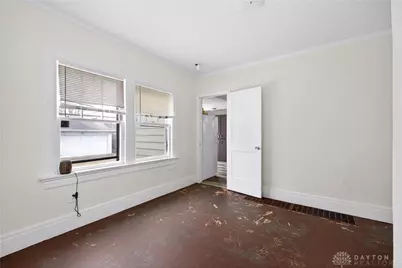 53 E Siebenthaler Avenue, Dayton, OH 45405 - Photo 9