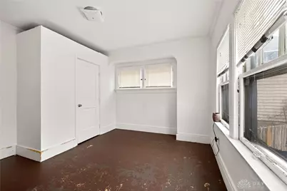 53 E Siebenthaler Avenue, Dayton, OH 45405 - Photo 11