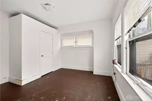 53 E Siebenthaler Ave, Dayton, OH 45405 - Photo 11