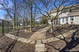 1914 Home Path Ct, Centerville, OH 45459 - Photo 41