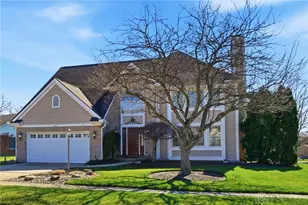 1914 Home Path Ct, Centerville, OH 45459 - Photo 1