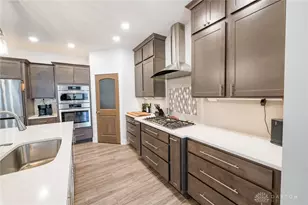 1610 Creekwood Dr, Troy, OH 45373 - Photo 17