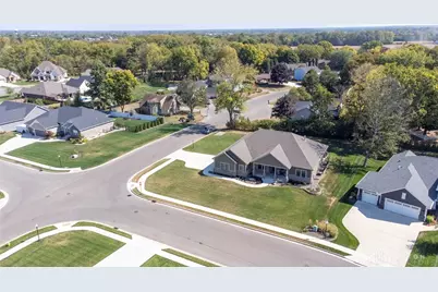 1610 Creekwood Drive, Troy, OH 45373 - Photo 81