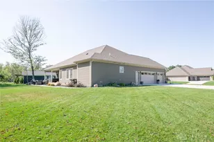 1610 Creekwood Dr, Troy, OH 45373 - Photo 69