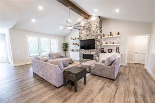 1610 Creekwood Dr, Troy, OH 45373 - Photo 9