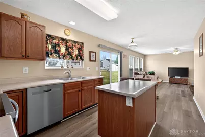 1121 Whitetail Drive, Fairborn, OH 45324 - Photo 15