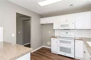 2432 Harmony Dr, Xenia, OH 45385 - Photo 15