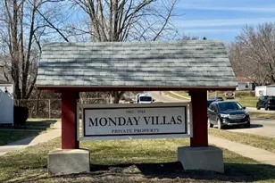 5812 Troy Villa Blvd, Dayton, OH 45424 - Photo 3