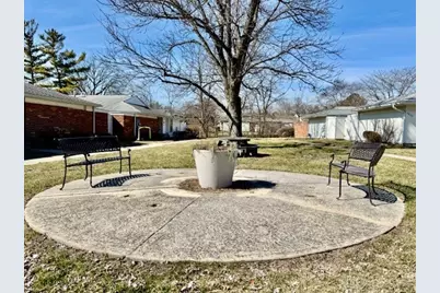 5812 Troy Villa Boulevard, Dayton, OH 45424 - Photo 9