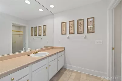 314 Rue Marseille, Dayton, OH 45429 - Photo 35