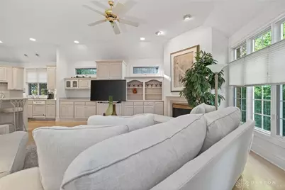 314 Rue Marseille, Dayton, OH 45429 - Photo 11