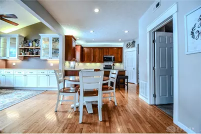 1840 Spring Ridge Court, Beavercreek Twp, OH 45385 - Photo 11